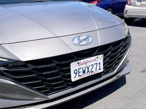 Used 2023 Hyundai Elantra SEL FWD image 28