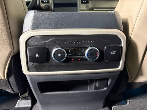 Certified 2024 Ford Expedition Max Limited image 31