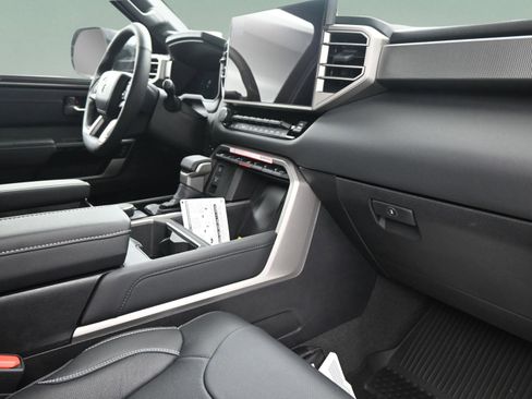 New 2026 Toyota Tundra Limited AWD/4WD image 35