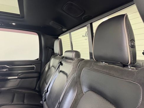 Used 2021 RAM 1500 Laramie w/ Sport Appearance Package AWD/4WD image 11