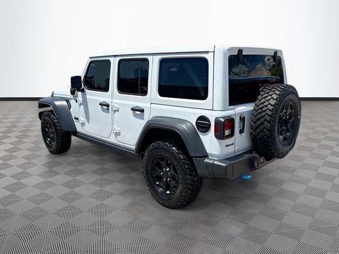 Used 2023 Jeep Wrangler Unlimited w/ Sun & Screen Package AWD/4WD image 10