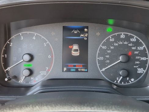 Used 2024 Toyota Corolla LE image 29