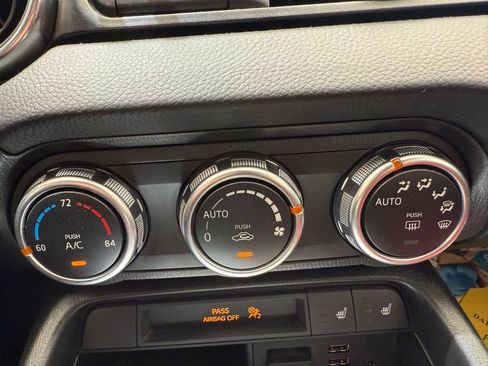 Used 2018 FIAT 124 Spider Abarth w/ Convenience Group RWD image 22