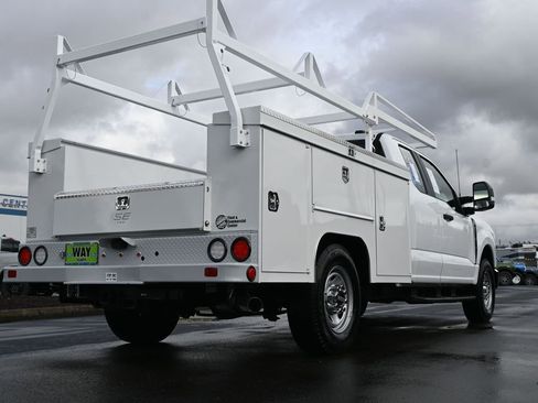 Used 2023 Ford F350 XL w/ XL Chrome Package image 9