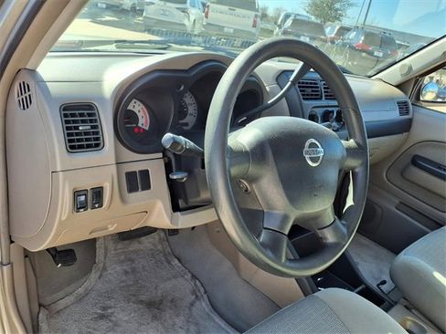 Used 2004 Nissan Frontier XE w/ (VTP) Value Truck Pkg image 5