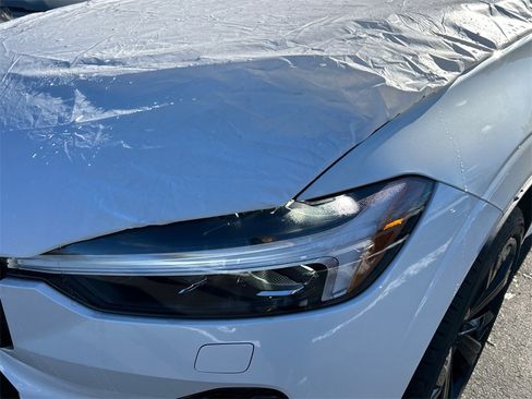 New 2026 Volvo XC60 B5 Ultra w/ Protection Package Premier image 7