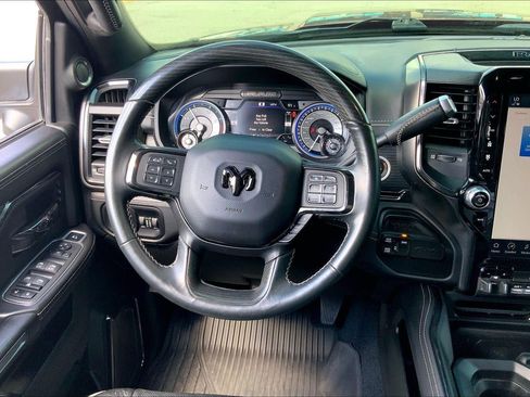 Used 2022 RAM 2500 Limited AWD/4WD image 5