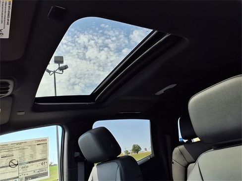 New 2026 GMC Canyon Elevation w/ Convenience Package image 28