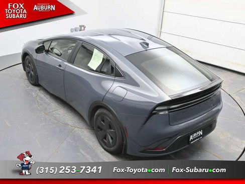 Used 2024 Toyota Prius Prime SE image 24