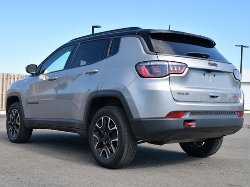Used 2021 Jeep Compass Trailhawk AWD/4WD image 5