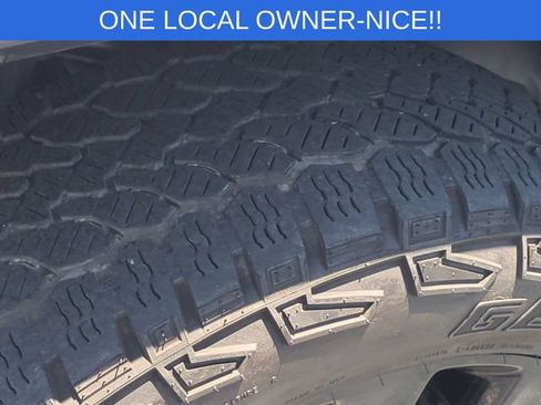 Used 2024 Jeep Gladiator Sport AWD/4WD image 11