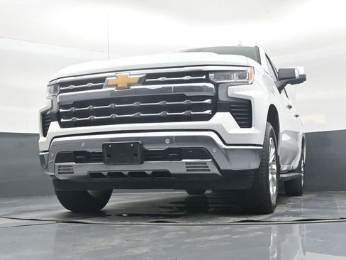 Used 2025 Chevrolet Silverado 1500 LTZ AWD/4WD image 43