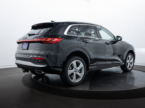New 2025 Audi Q5 Premium Plus image 4