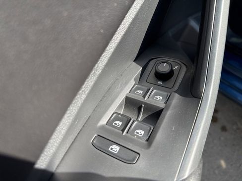 Used 2019 Volkswagen Jetta SEL FWD image 11