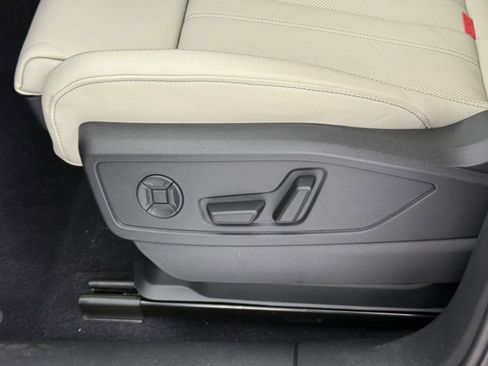 New 2025 Audi Q5 Premium Plus image 14