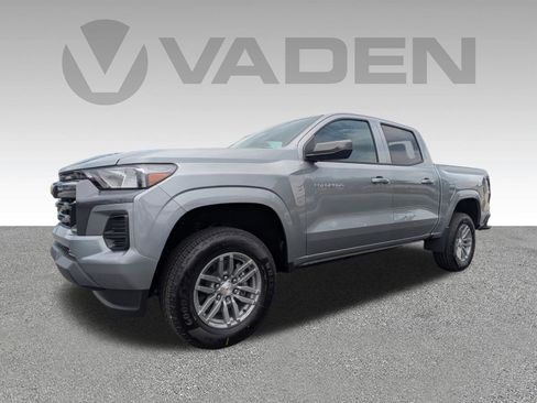 New 2026 Chevrolet Colorado LT RWD image 2