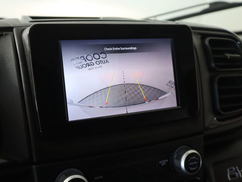 Used 2025 RAM ProMaster 2500 w/ Convenience Group image 6