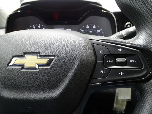 Used 2024 Chevrolet Trax LS FWD image 22
