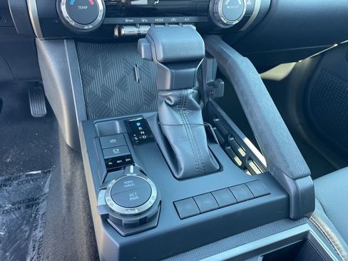 New 2026 Toyota Tacoma SR5 image 15