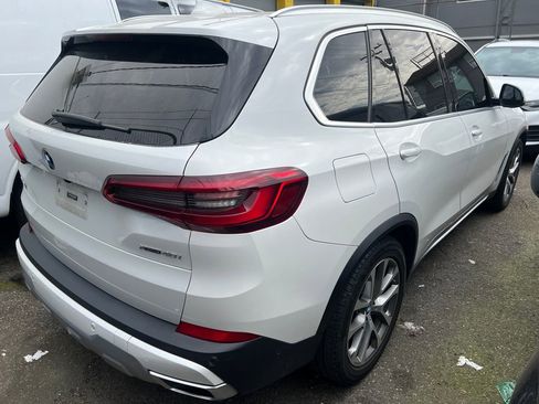 Used 2019 BMW X5 xDrive40i image 3
