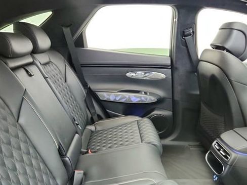 Used 2024 Genesis GV70 3.5T Sport w/ Sport Advanced Package AWD/4WD image 24