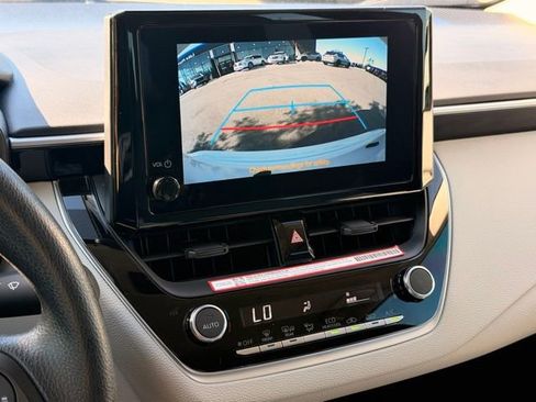 Used 2026 Toyota Corolla LE FWD image 28