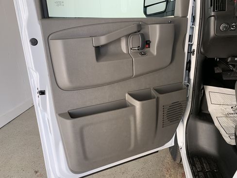 New 2025 Chevrolet Express 2500 image 14