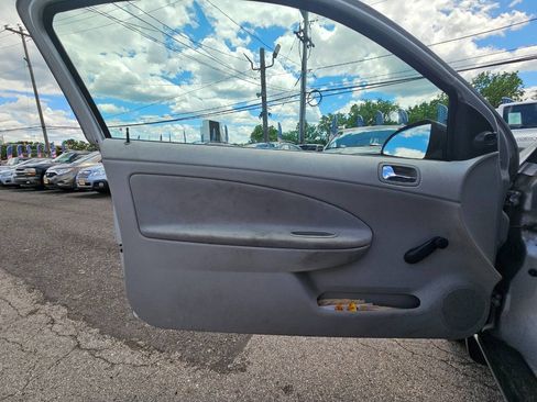 Used 2007 Chevrolet Cobalt LS w/ Enhanced Safety Package FWD image 12