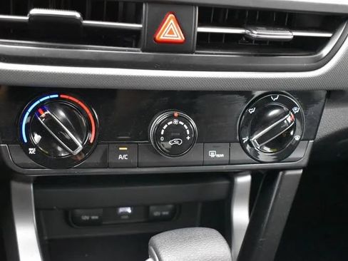 Used 2026 Kia Seltos LX AWD/4WD image 31