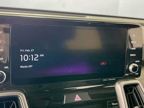 Used 2022 Kia Sorento S w/ Panoramic Sunroof Package image 15