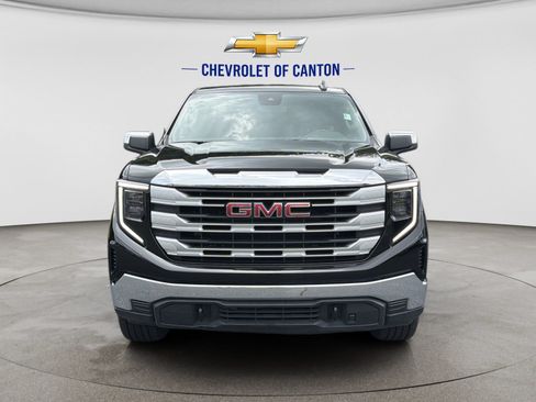 Used 2023 GMC Sierra 1500 SLE AWD/4WD image 2
