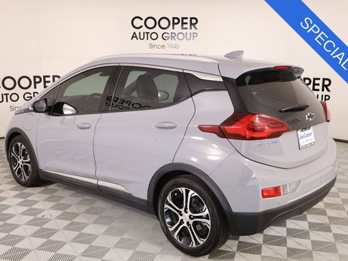 Used 2020 Chevrolet Bolt Premier w/ Infotainment Package image 22