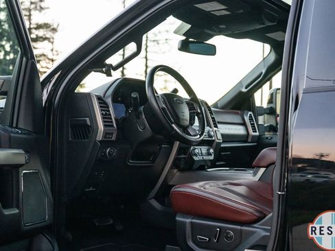 Used 2020 Ford F350 Platinum w/ Tremor Off-Road Package image 7