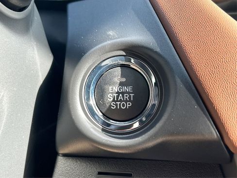 New 2026 Subaru Outback Touring XT image 33