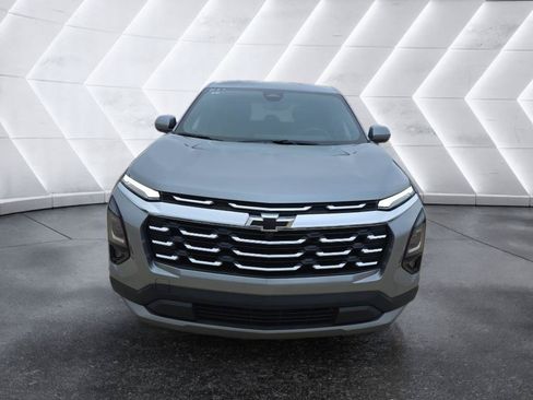 New 2026 Chevrolet Equinox LT w/ Safety and Technology Package FWD image 2