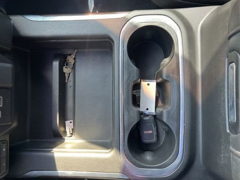 Used 2019 GMC Sierra 1500 SLT image 11