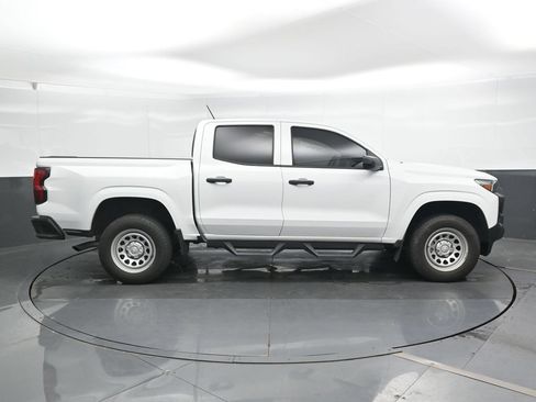 Used 2023 Chevrolet Colorado W/T w/ WT Convenience Package II RWD image 3