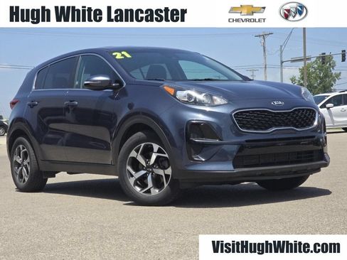 Used 2021 Kia Sportage LX w/ LX Fwd Popular Package image 2