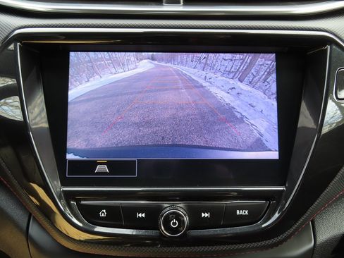 Certified 2023 Chevrolet TrailBlazer RS w/ Sun and Liftgate Package image 6