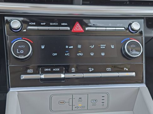 New 2026 Hyundai Santa Fe SEL FWD image 18