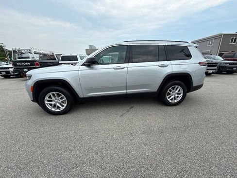 Certified 2025 Jeep Grand Cherokee L Laredo w/ Luxury Tech Group I AWD/4WD image 2
