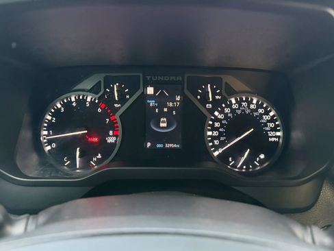 Used 2025 Toyota Tundra SR5 w/ SR5 Convenience Package image 25