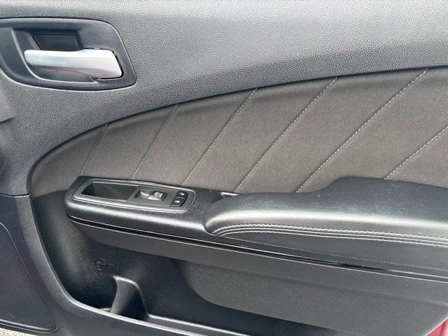 Used 2022 Dodge Charger SXT w/ Blacktop Package RWD image 35