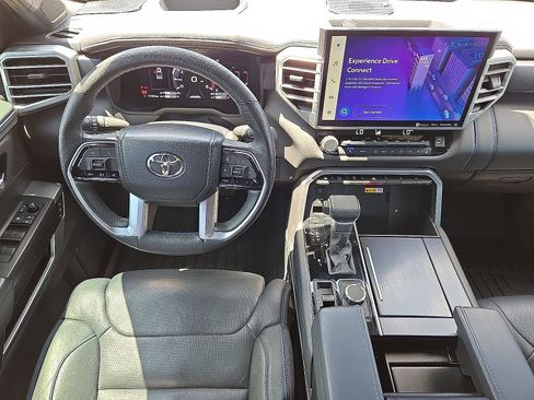 Used 2024 Toyota Tundra Platinum AWD/4WD image 17