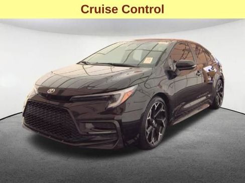 Used 2025 Toyota Corolla FX w/ Convenience Package FWD image 4