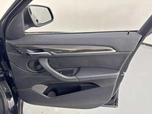 Used 2018 BMW X1 sDrive28i w/ Convenience Package image 42