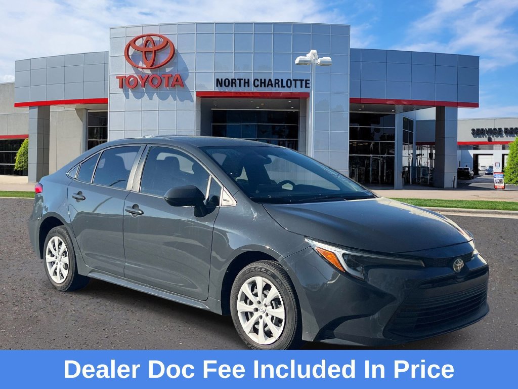 Used 2023 Toyota Corolla LE FWD image 1
