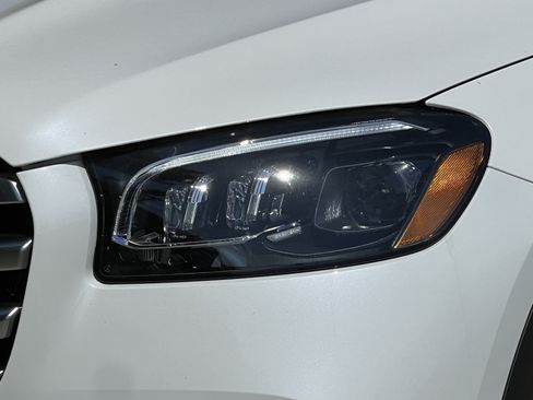 Certified 2025 Mercedes-Benz GLS 450 4MATIC image 7