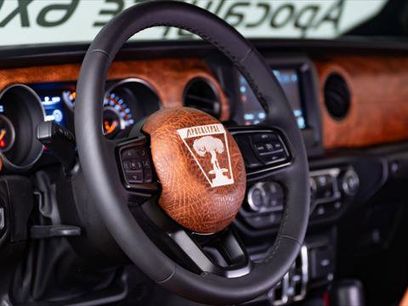 Used 2023 Jeep Gladiator Sport