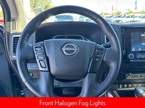 Certified 2022 Nissan Frontier SV image 15